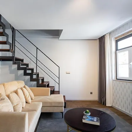 Anjos Balconies Guest house 3*