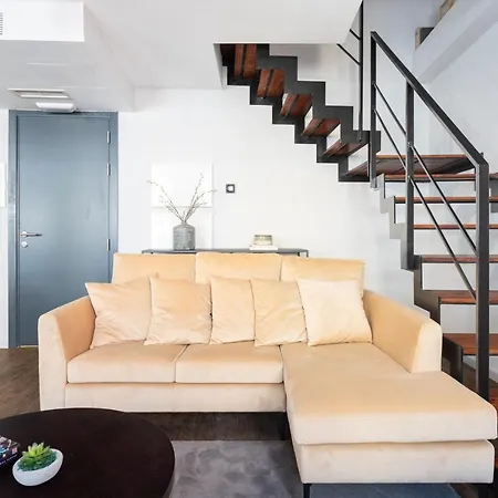 Anjos Balconies Guest house 3*