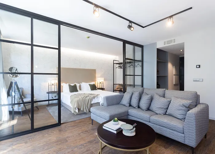 Gasthuis Anjos Balconies Lissabon