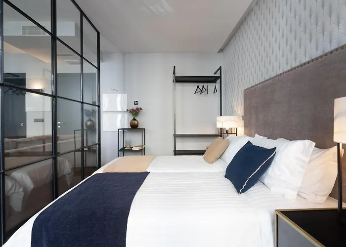 Πανσιόν Anjos Balconies 4*